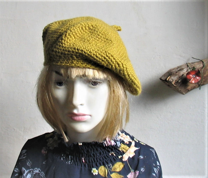 Wool french beret. Hand knit slouchy tam beret.