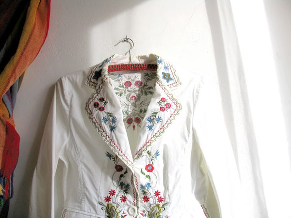 Vintage Emroidered Jean Jacket Hippie Boho  Colorful Denim White Jacket